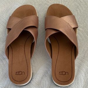 UGG Women's Rose Gold  Cross Strap Sandals Size 7